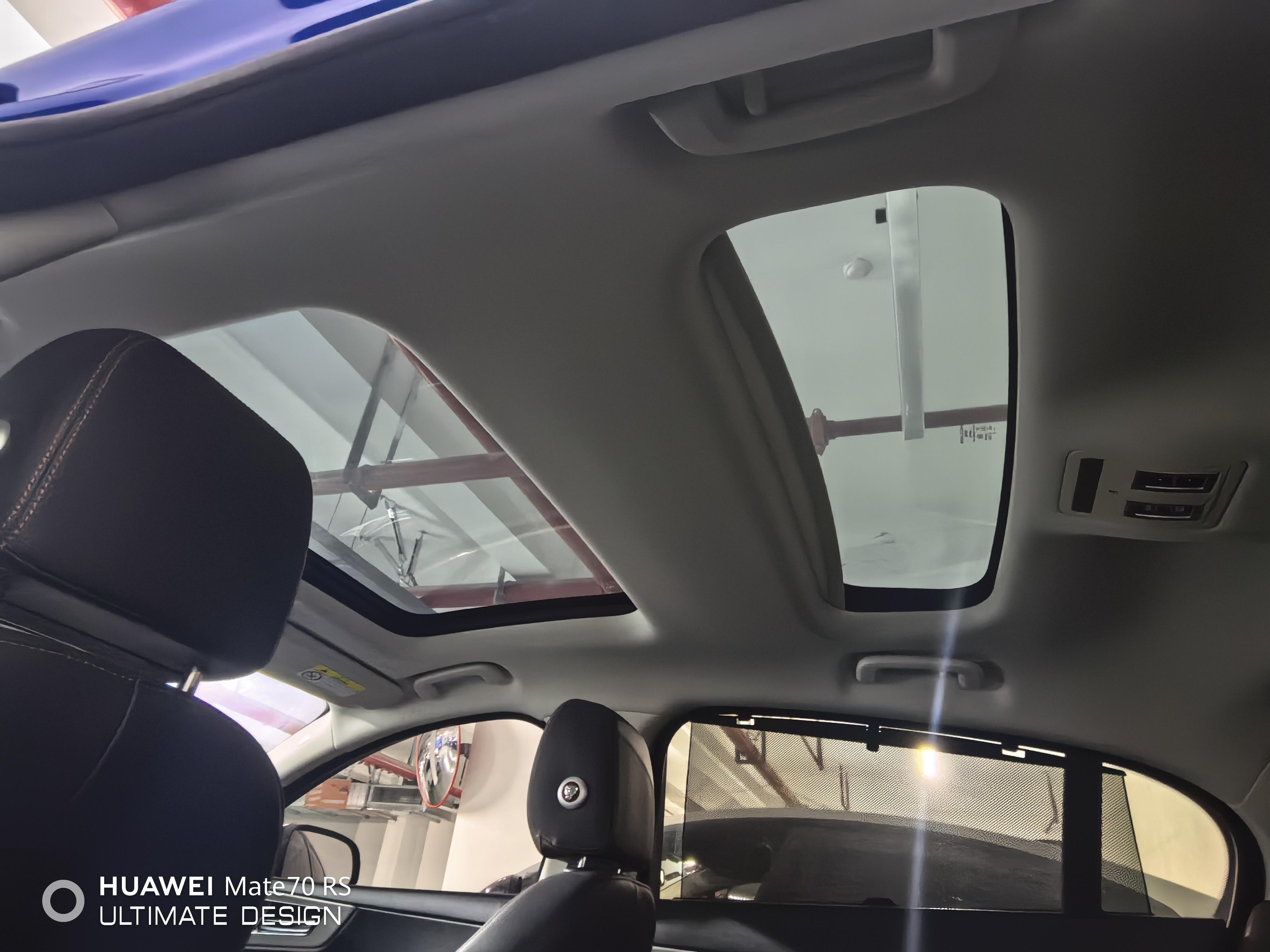 Jaguar XE 2018 thumb 7