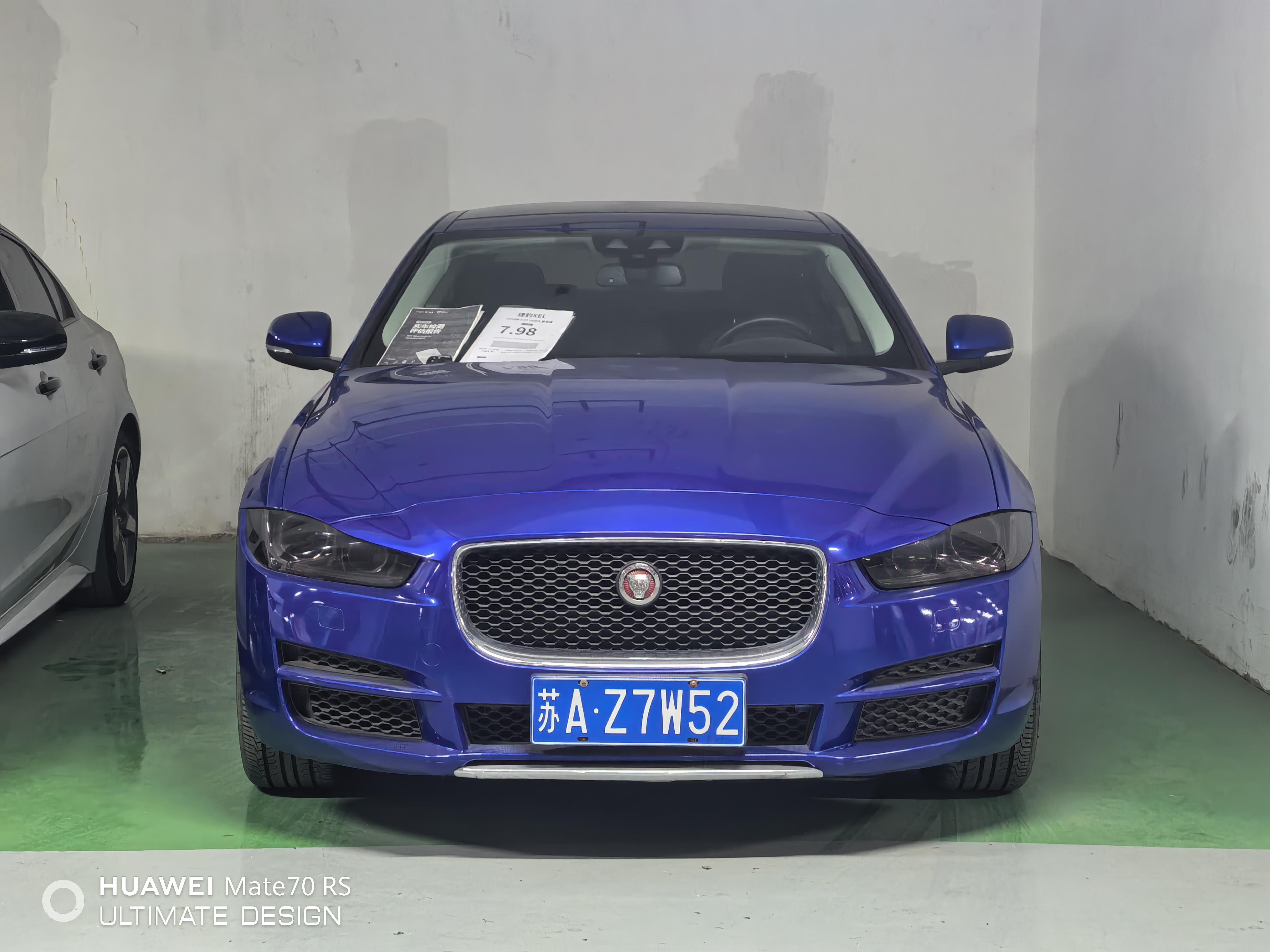 Jaguar XE 2018 thumb 9