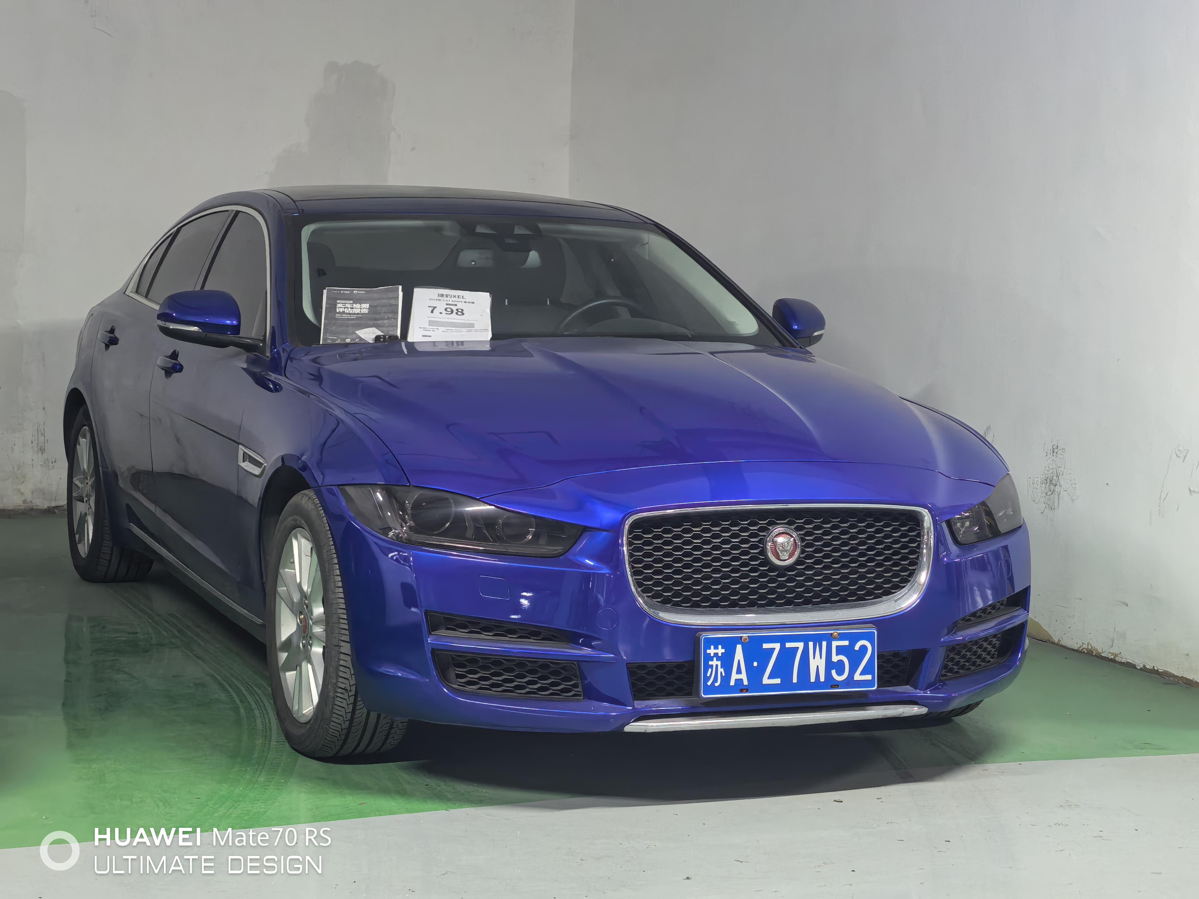 Jaguar XE 2018 thumb 10