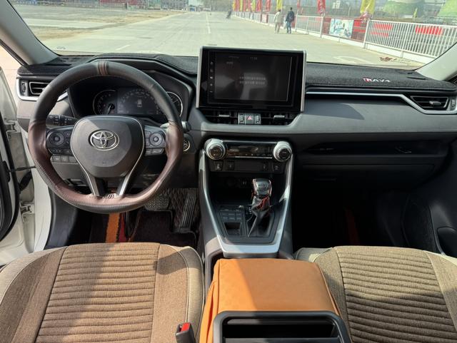 Toyota RAV4 2021 thumb 3