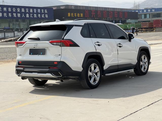 Toyota RAV4 2021 thumb 4