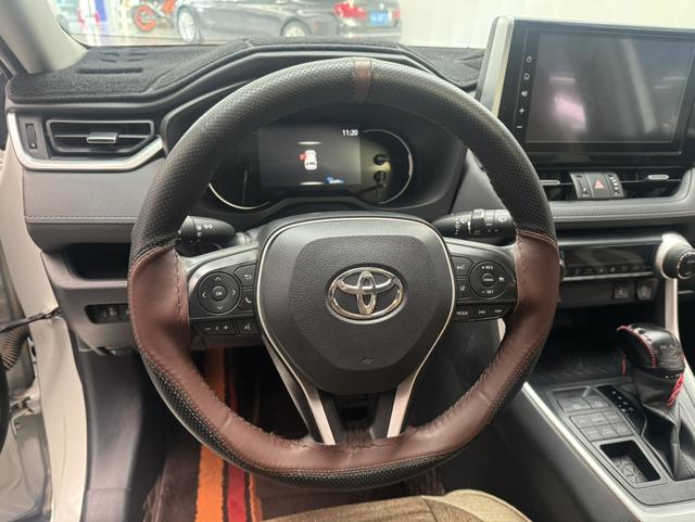 Toyota RAV4 2021 thumb 8