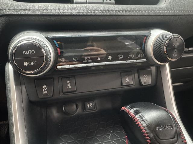 Toyota RAV4 2021 thumb 9