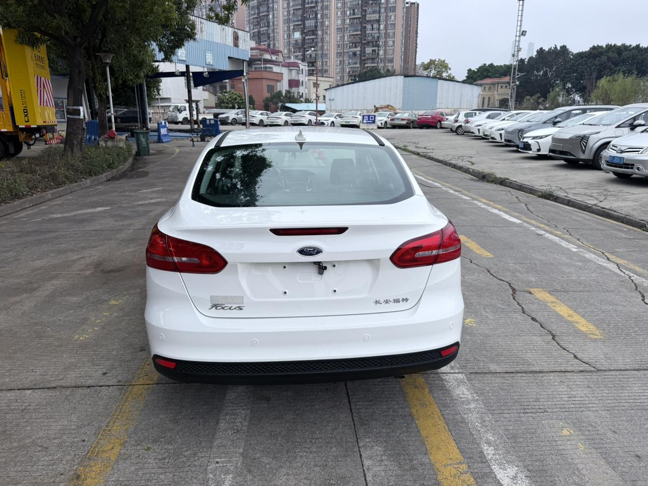 Ford Focus ST 2016 thumb 4