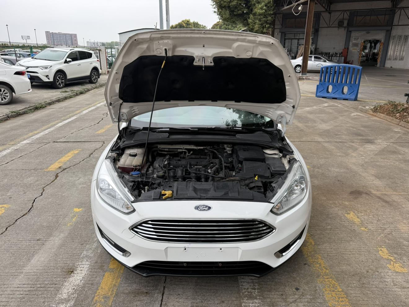 Ford Focus ST 2016 thumb 8