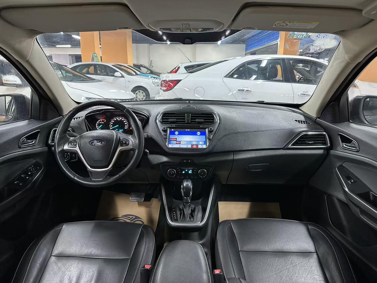 Ford Focus 2017 thumb 9