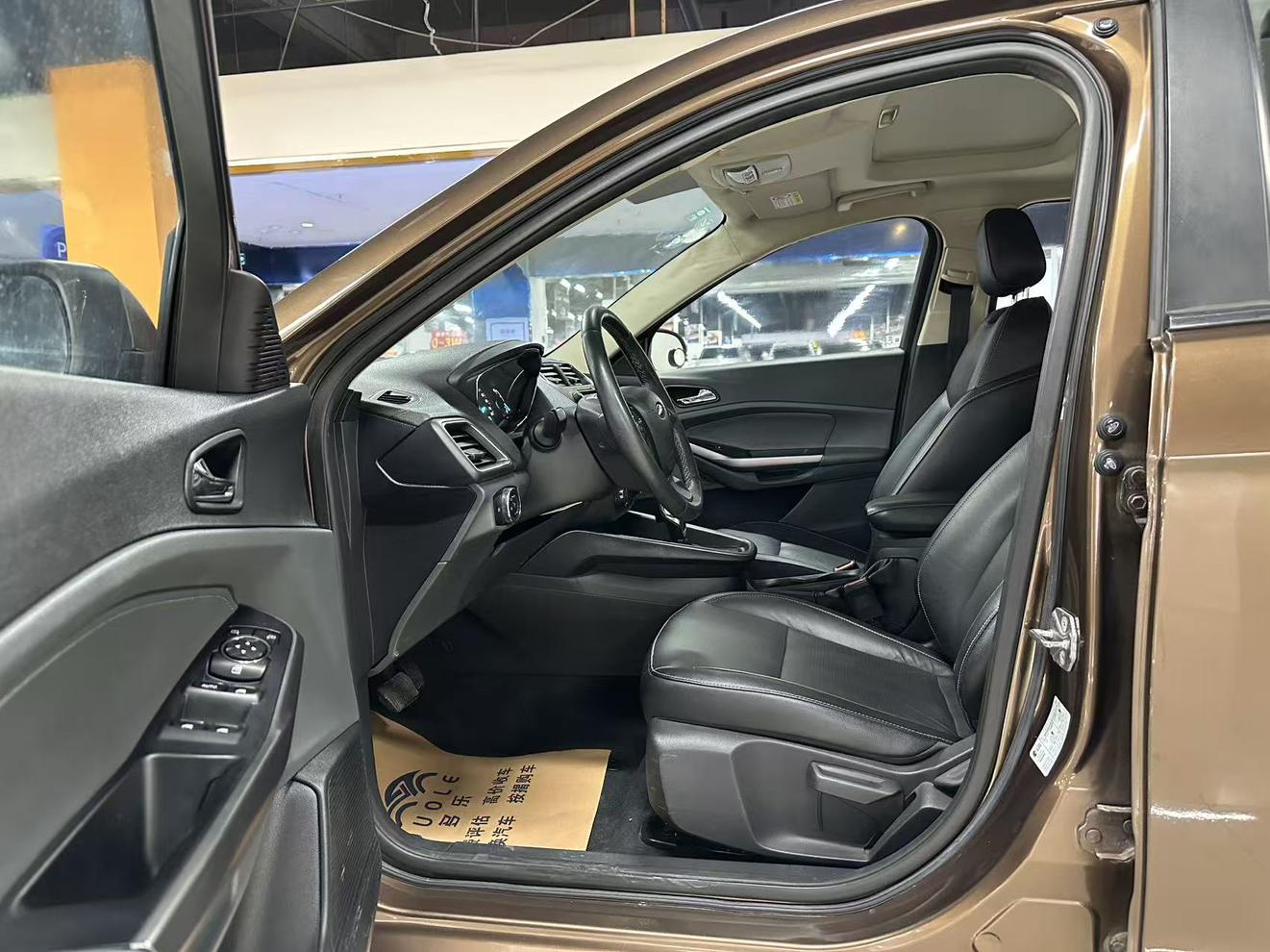 Ford Focus 2017 thumb 12
