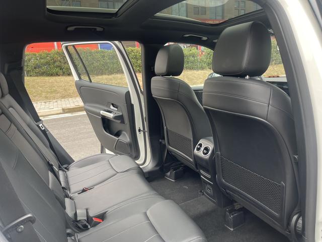 Mercedes-Benz GLB 2021 thumb 10