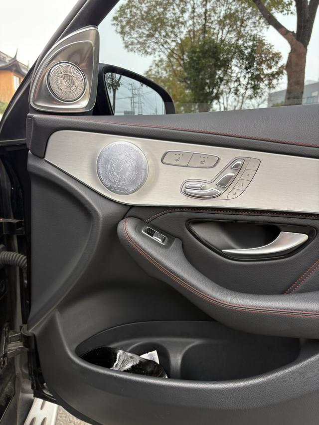 Mercedes-Benz GLC 2022 thumb 3