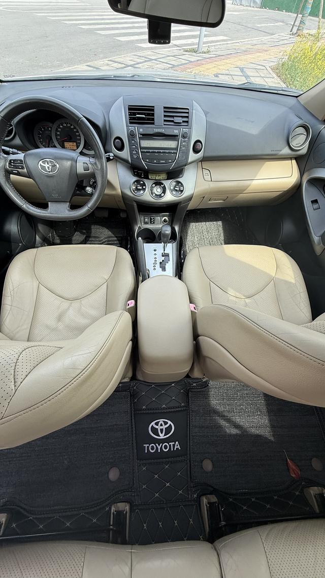 Toyota RAV4 2013 thumb 4