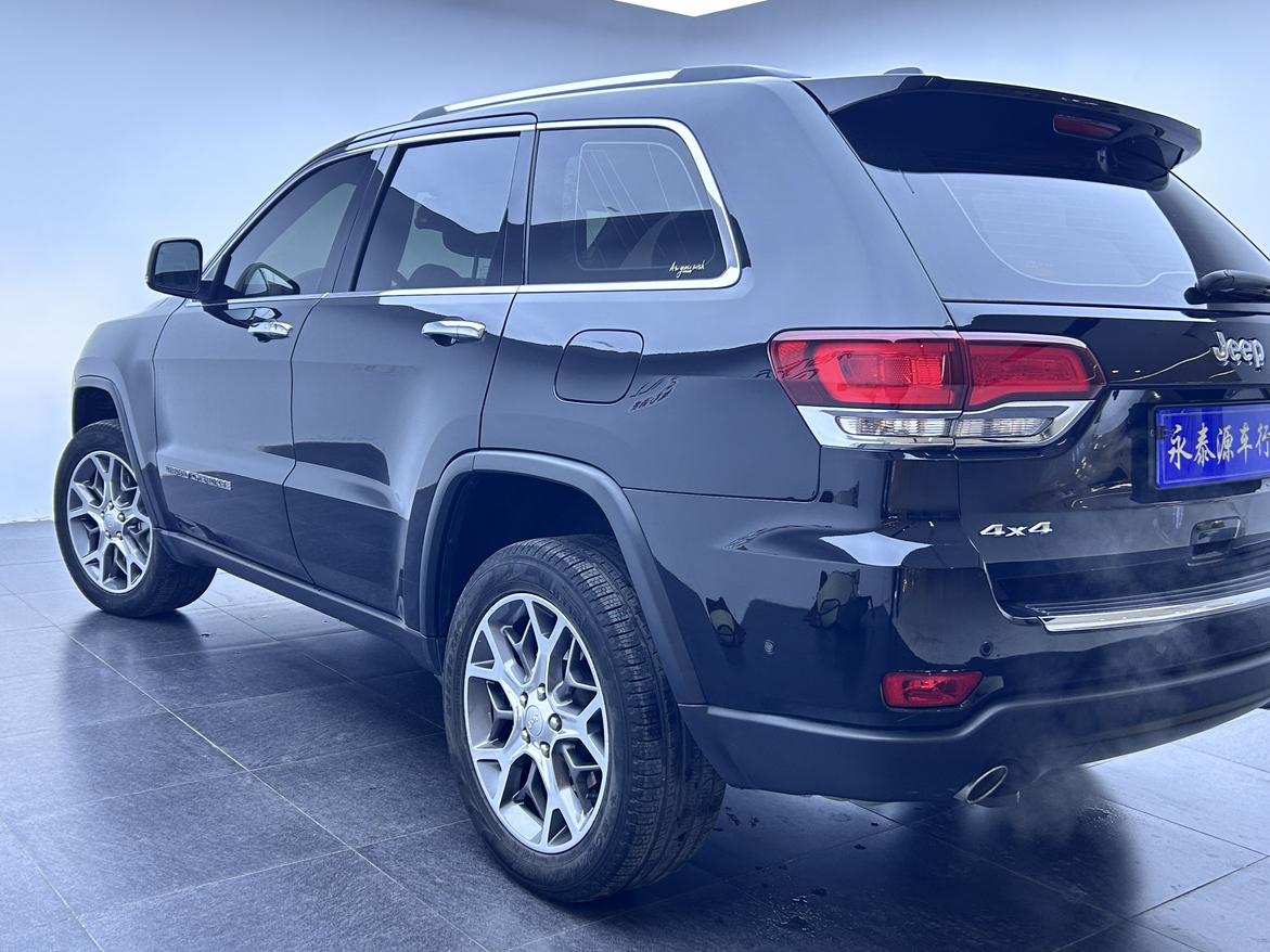 Jeep Grand Cherokee 2022 thumb 2