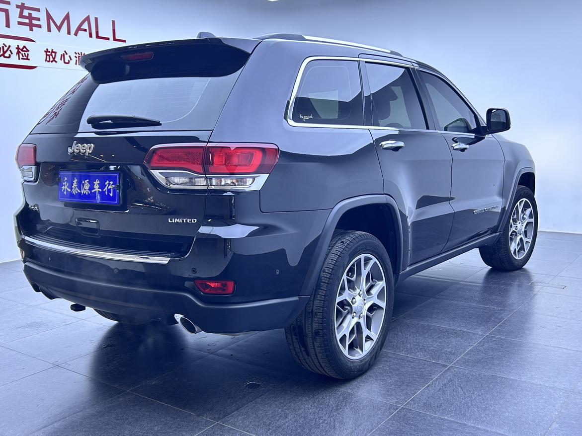Jeep Grand Cherokee 2022 thumb 4
