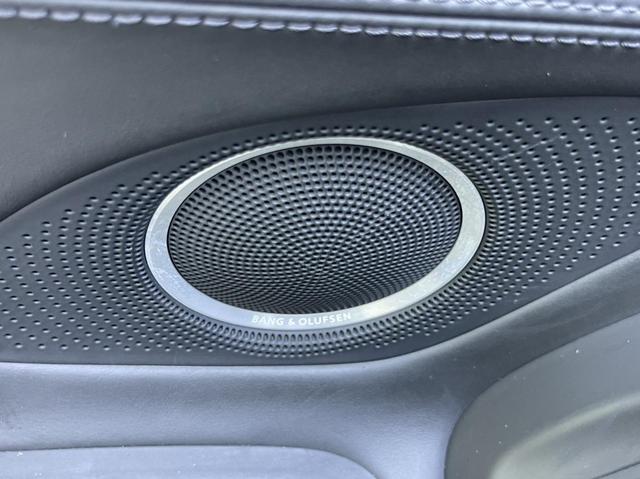 Audi R8 2009 thumb 11