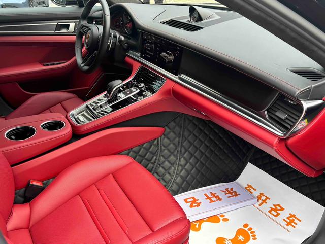 Porsche Panamera 2023 thumb 6