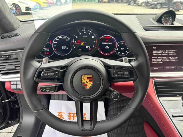 Porsche Panamera 2023 thumb 7