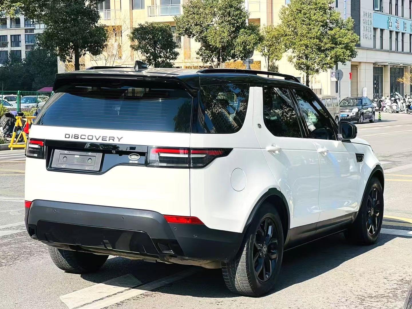 Land Rover Discovery 2019 thumb 2