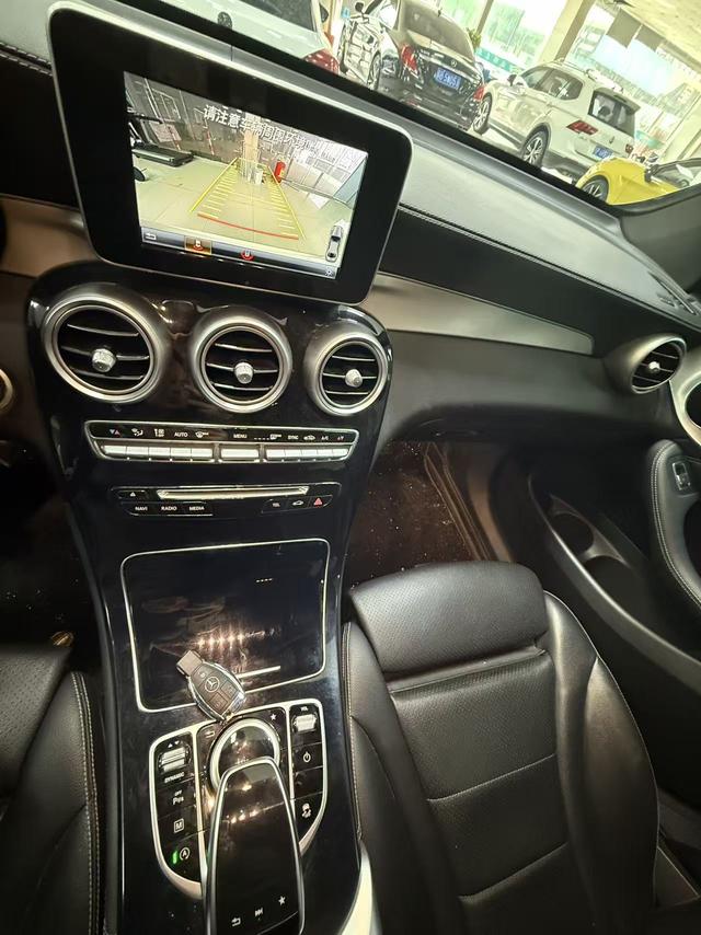 Mercedes-Benz GLC 2019 thumb 11