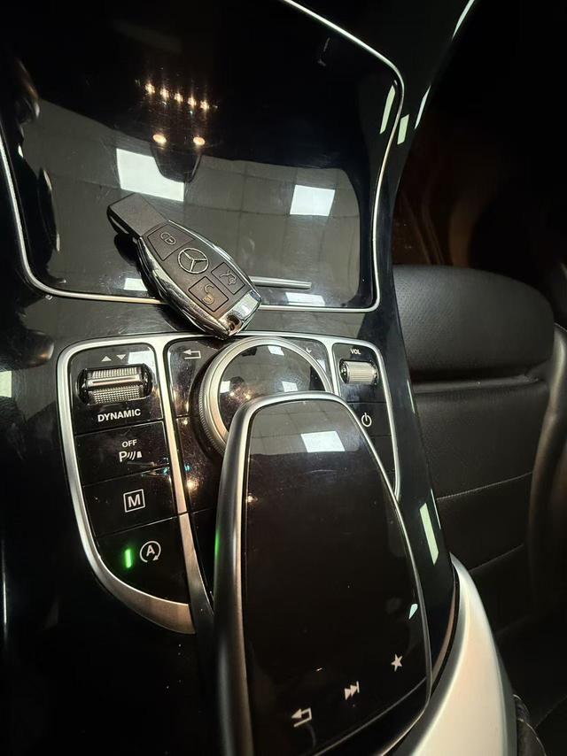 Mercedes-Benz GLC 2019 thumb 12