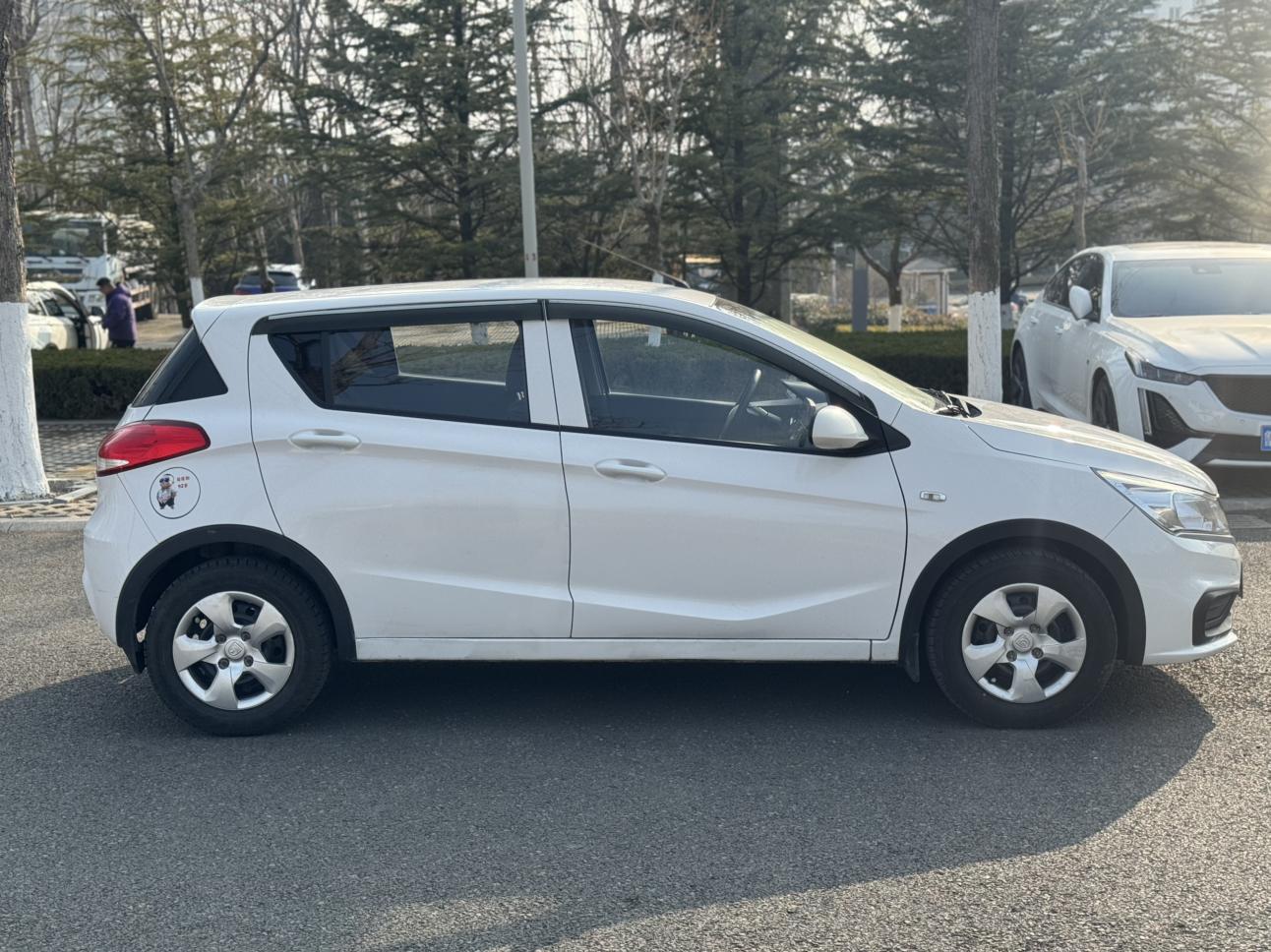 Baojun 310 2019 thumb 6