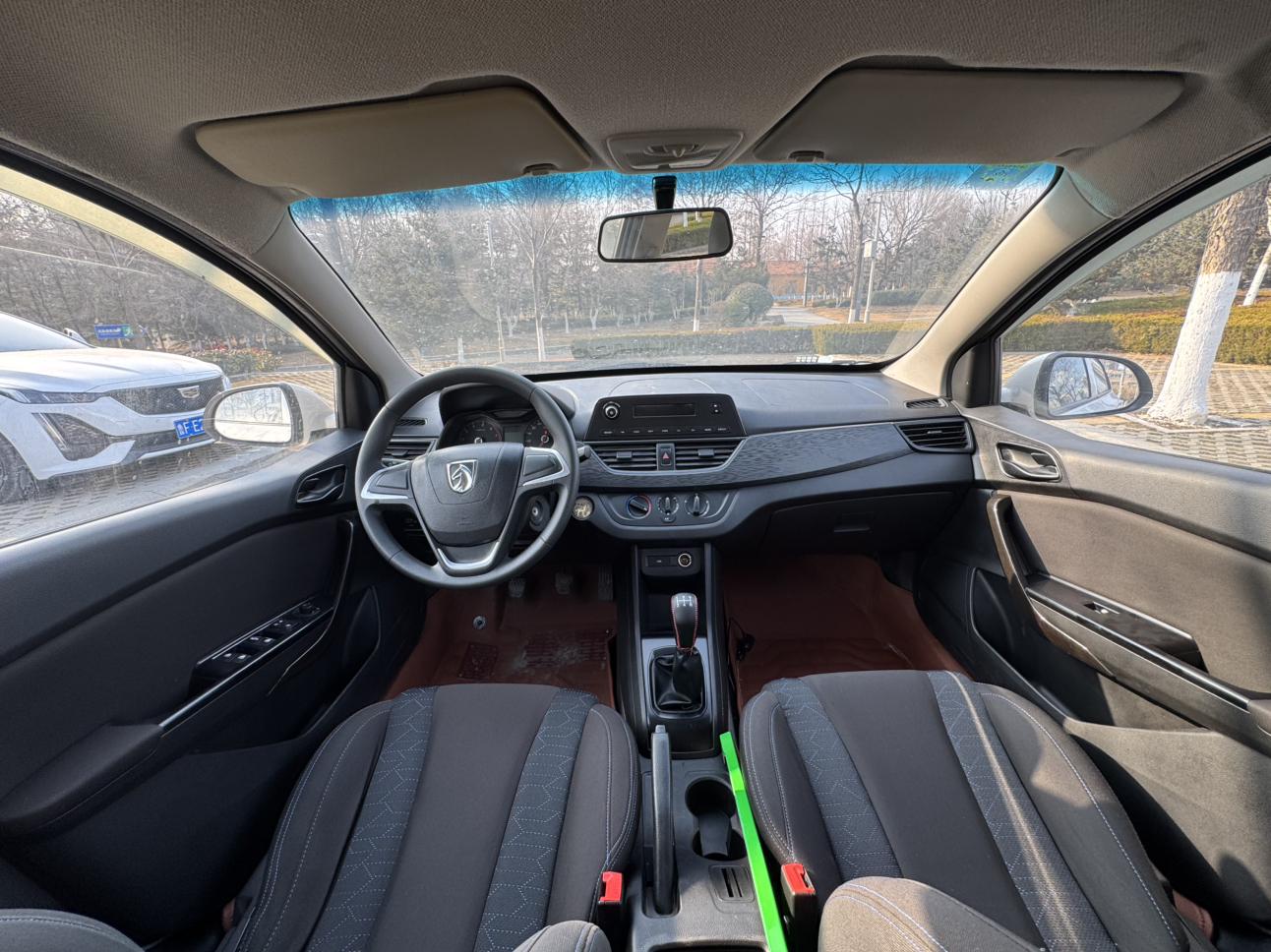 Baojun 310 2019 thumb 9