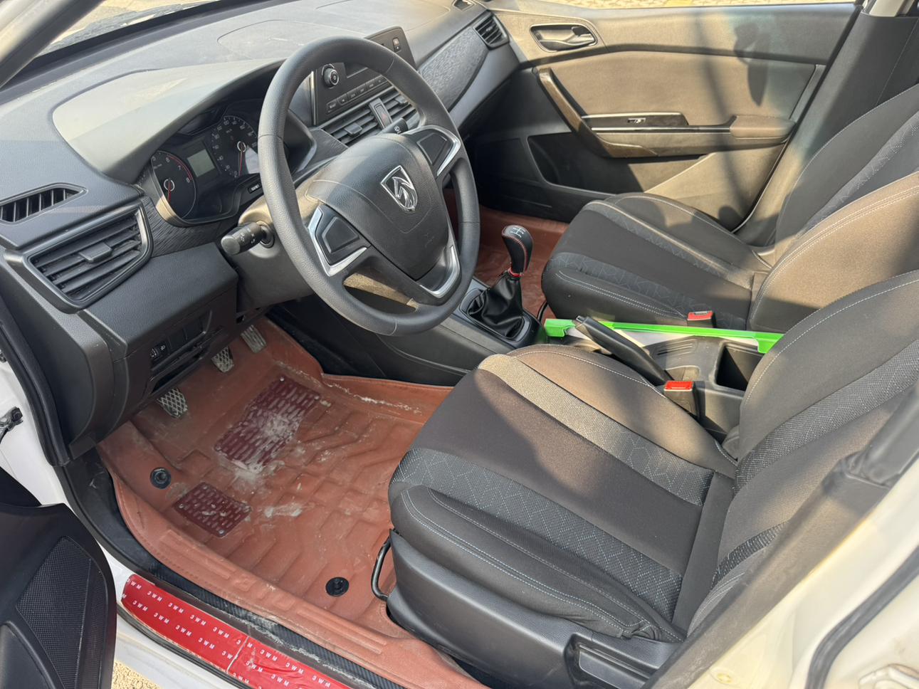 Baojun 310 2019 thumb 11