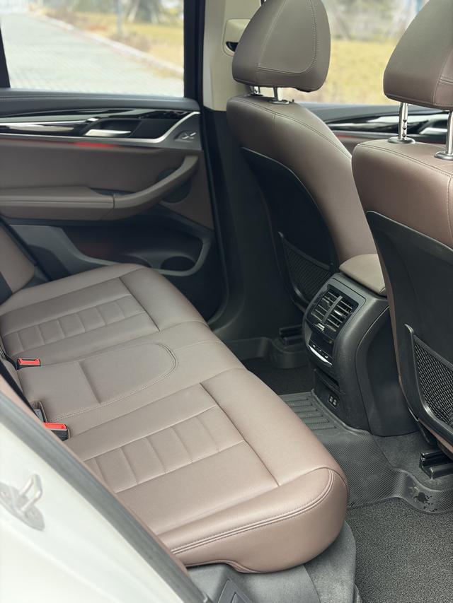 BMW X3 2020 thumb 11