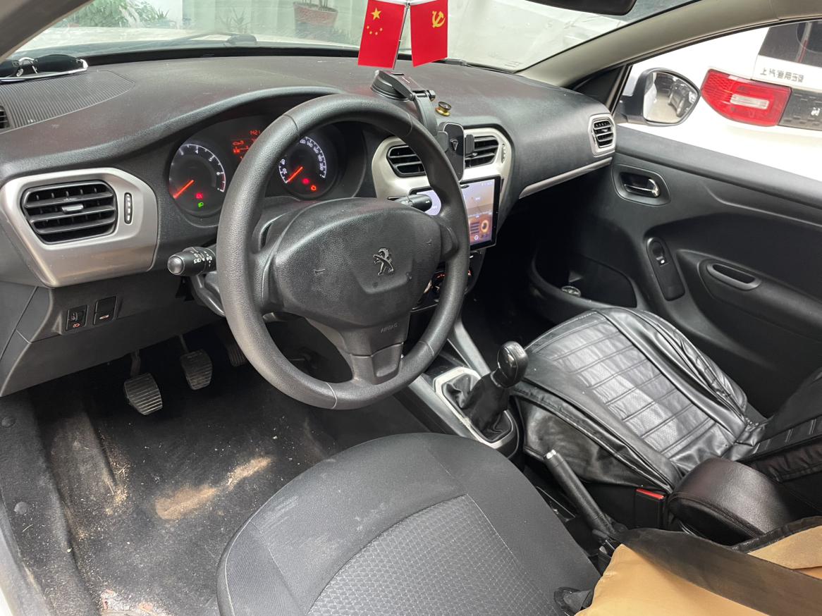 Peugeot 301 2014 thumb 7
