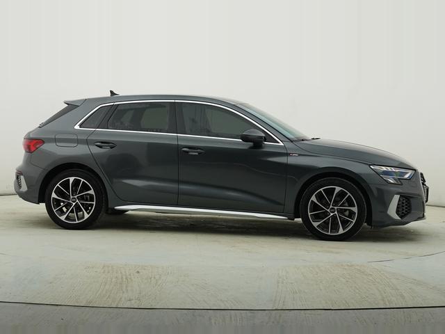 Audi A3 2022 thumb 5