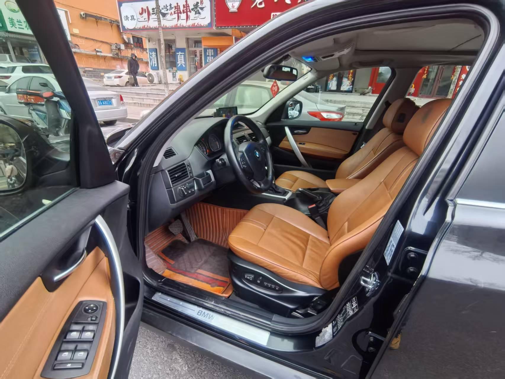BMW X3 2010 thumb 6