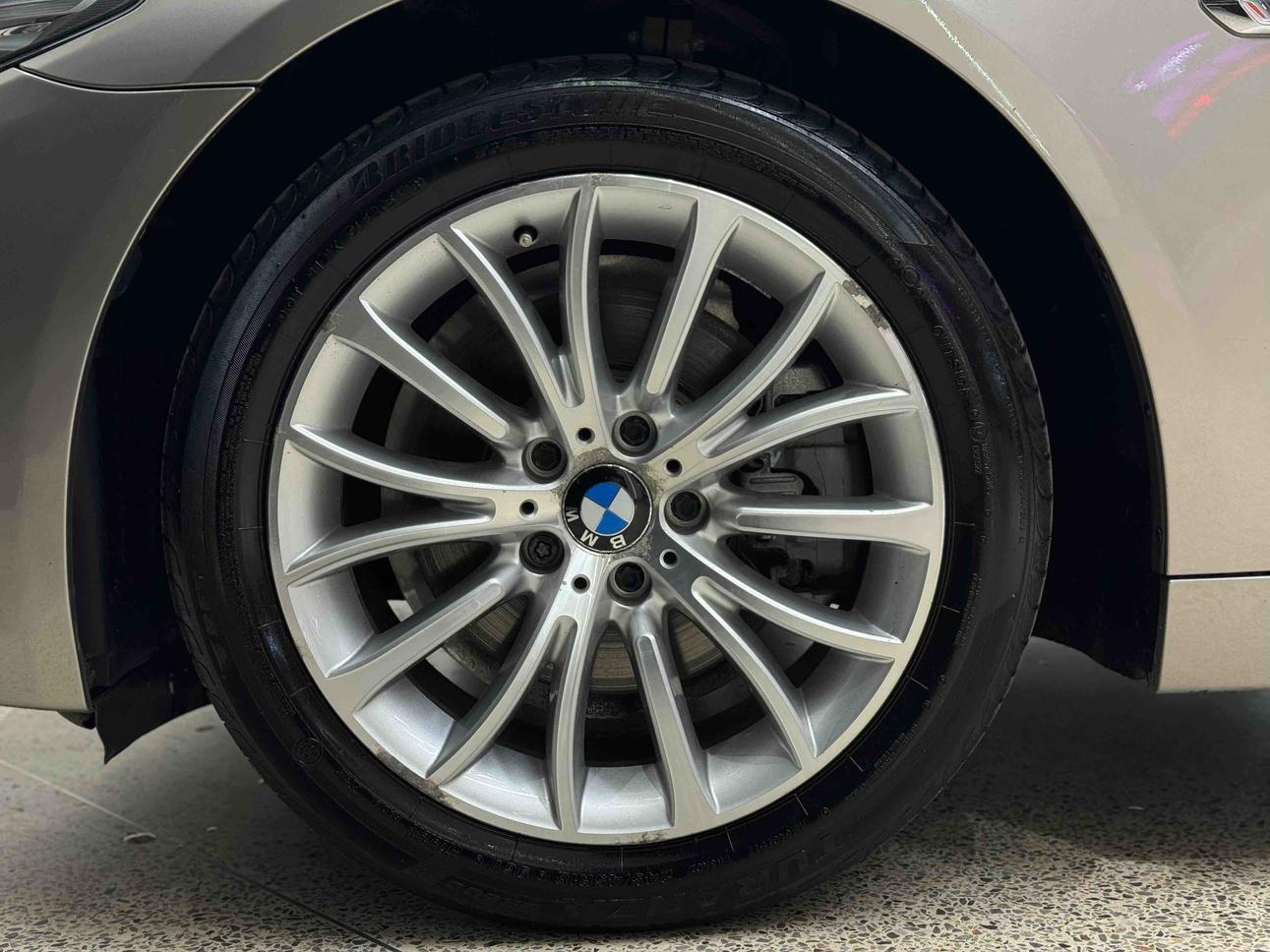 BMW 5 серии 2016 thumb 8