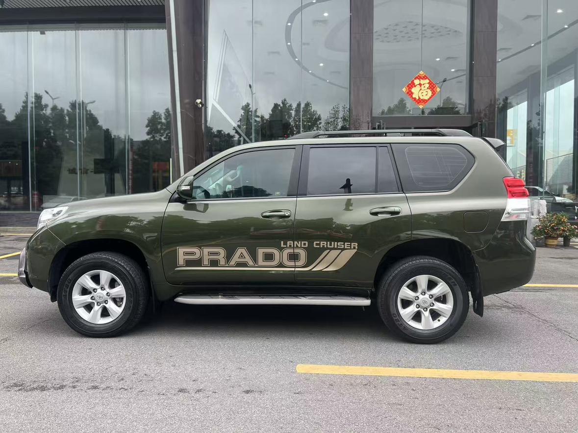 Toyota Land Cruiser Prado 2011 thumb 2