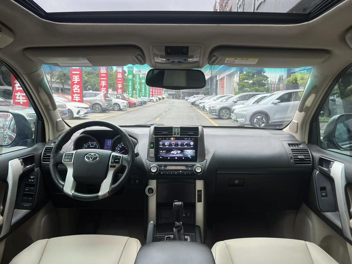 Toyota Land Cruiser Prado 2011 thumb 7