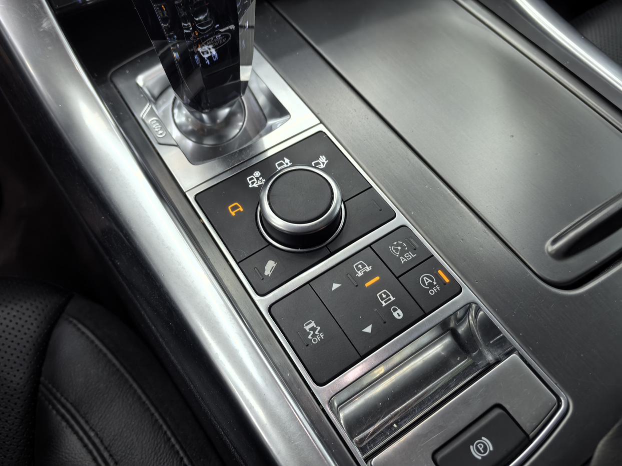 Land Rover Range Rover Sport 2017 thumb 5