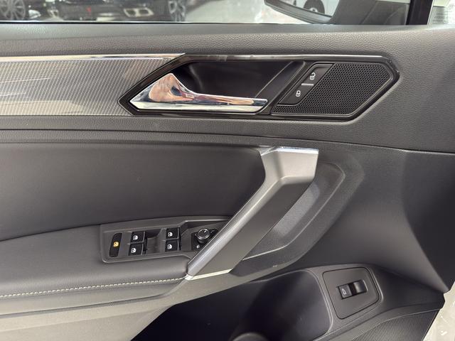 Volkswagen Tiguan 2021 thumb 3