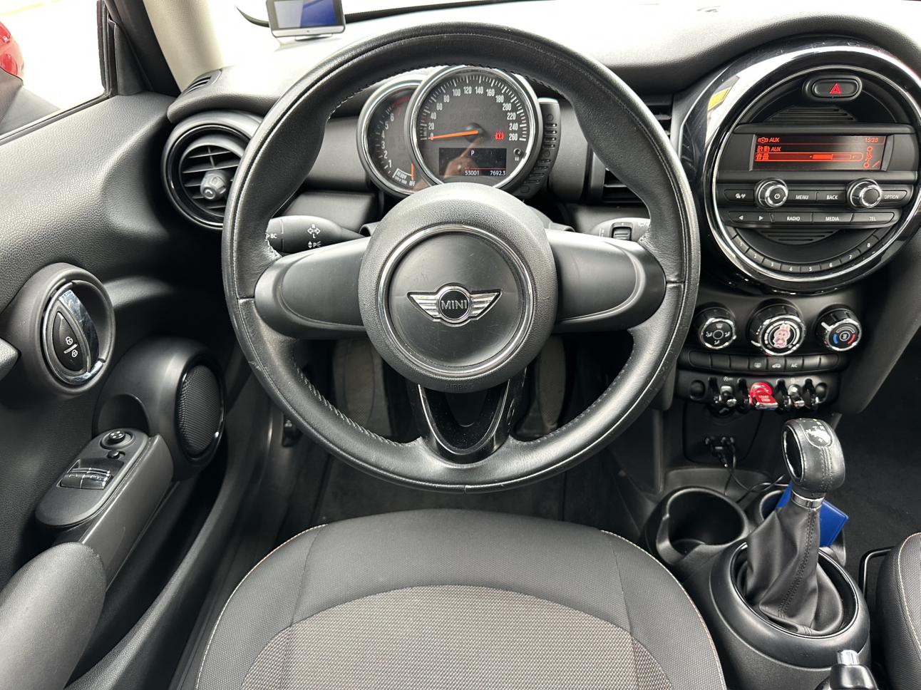 Mini Hatch 2016 thumb 7