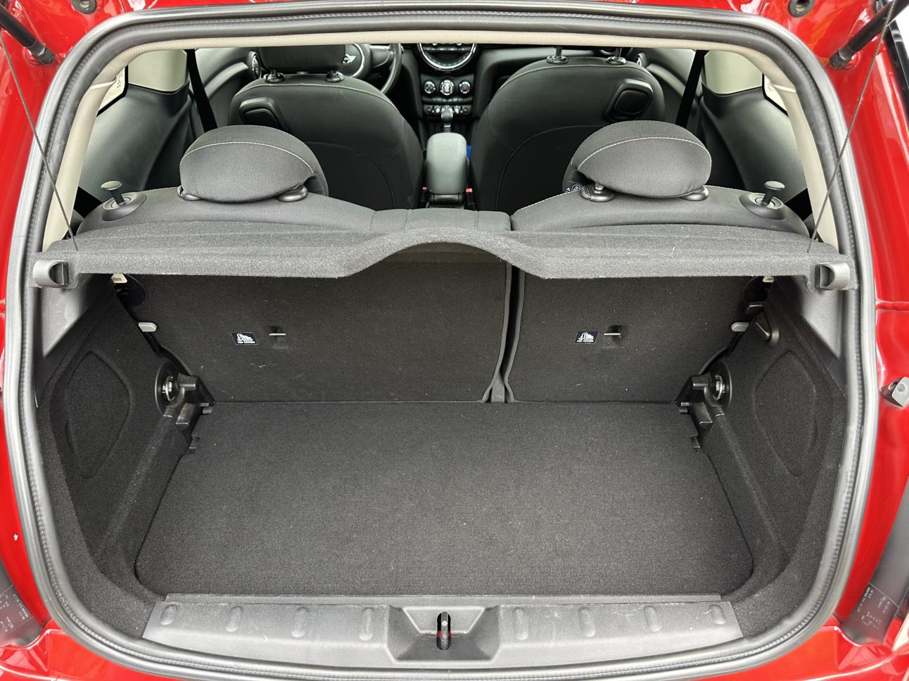 Mini Hatch 2016 thumb 11