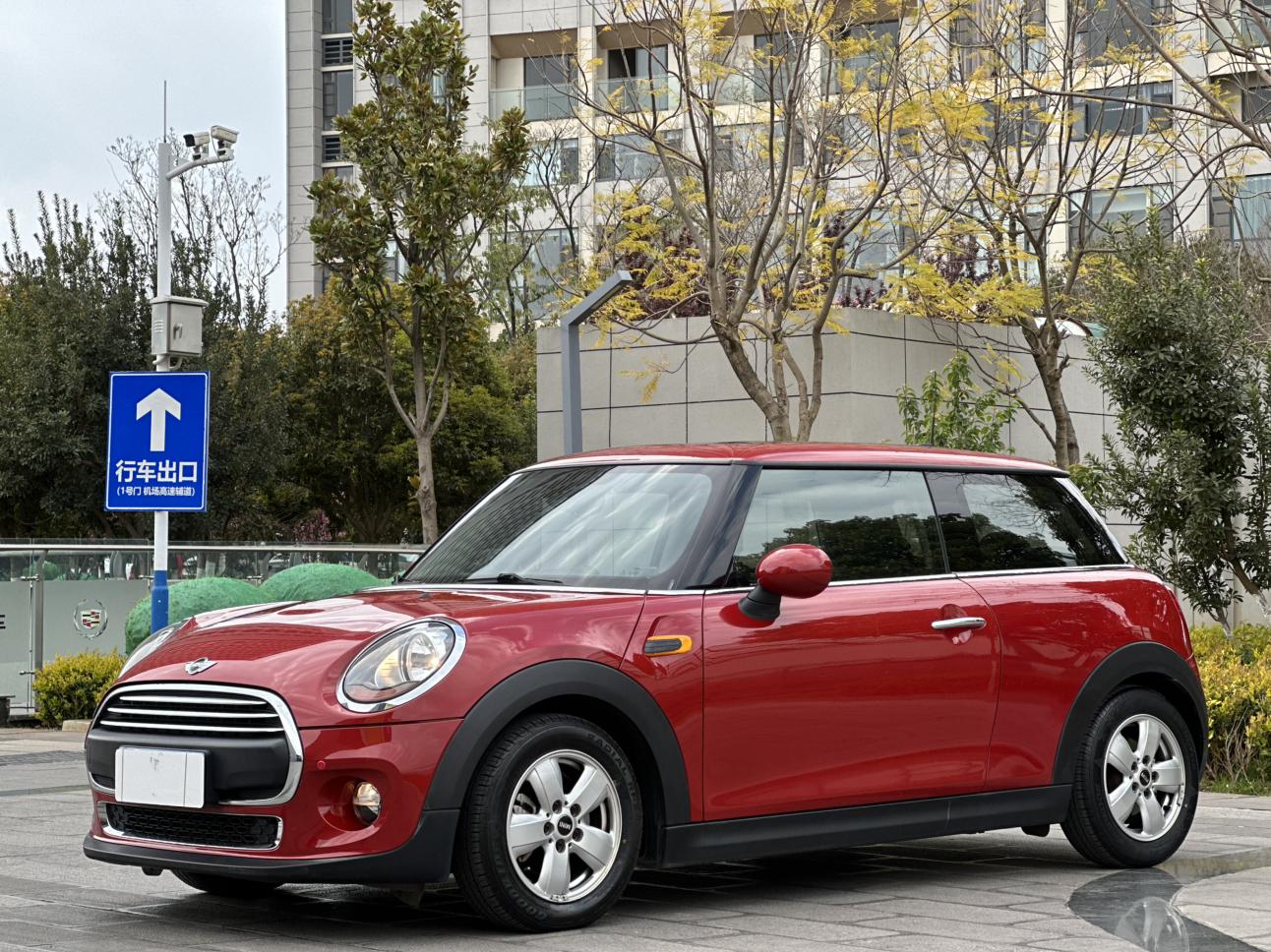 Mini Hatch 2016 thumb 12