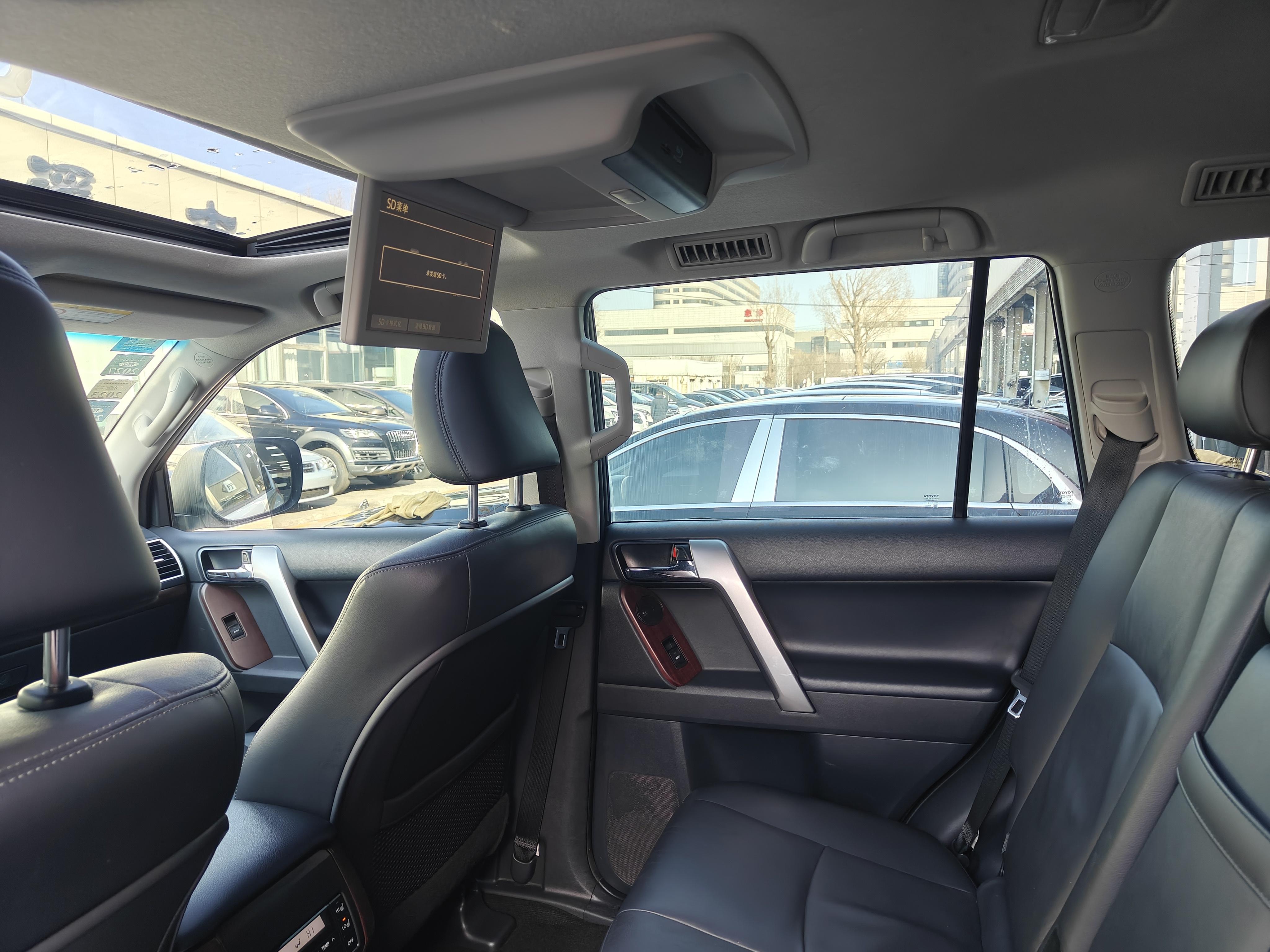 Toyota Land Cruiser Prado 2017 thumb 10