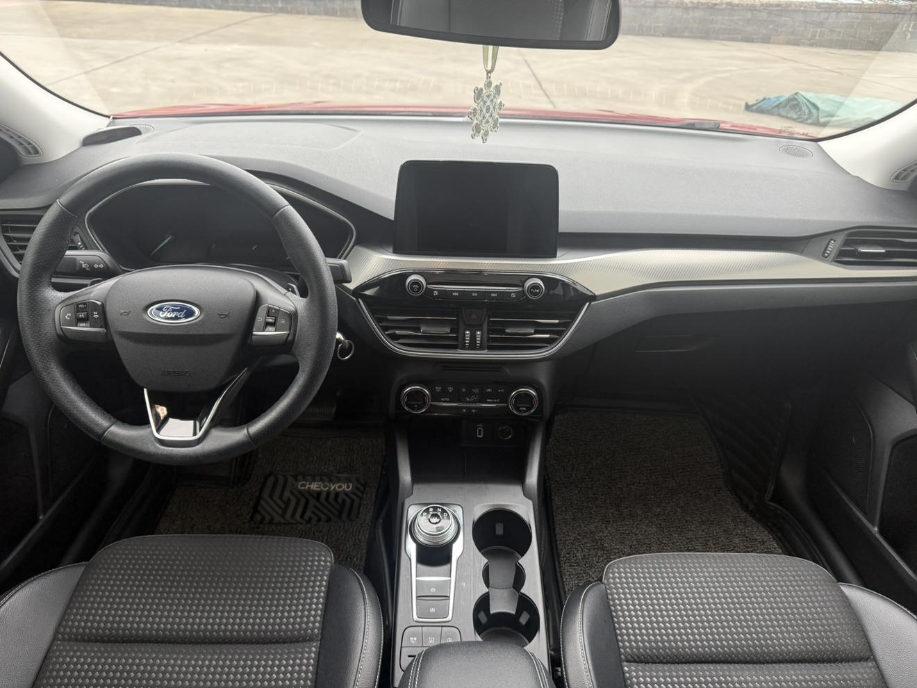 Ford Focus ST 2019 thumb 6