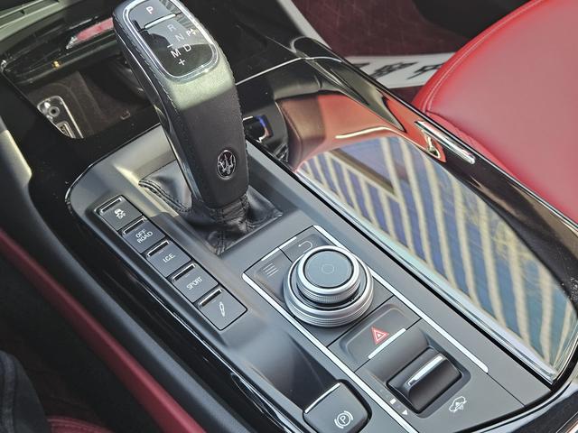 Maserati Levante 2020 thumb 12