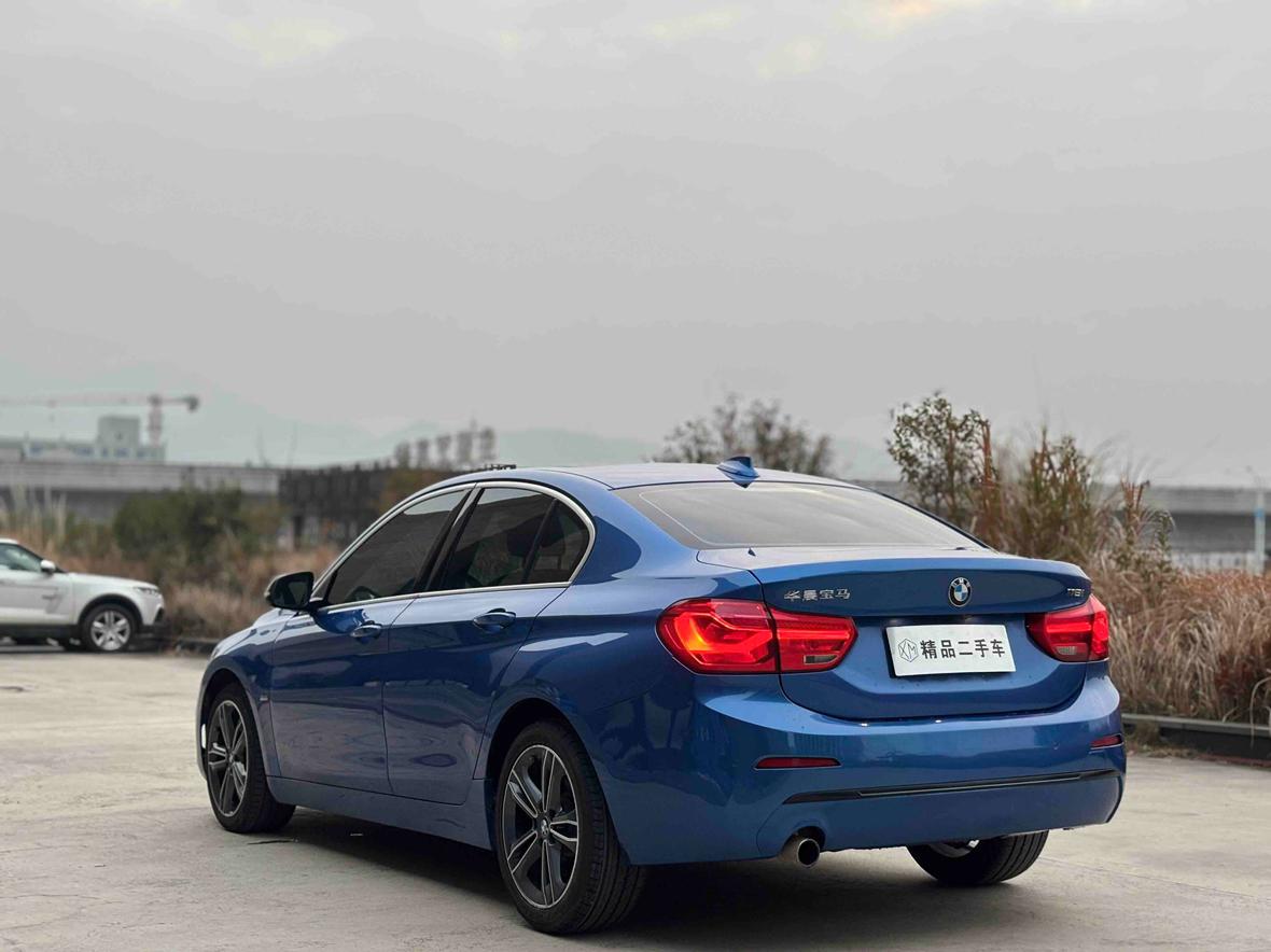 BMW 1 серии 2018 thumb 3
