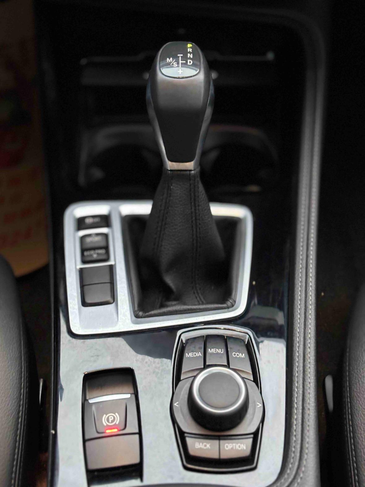 BMW 1 серии 2018 thumb 10