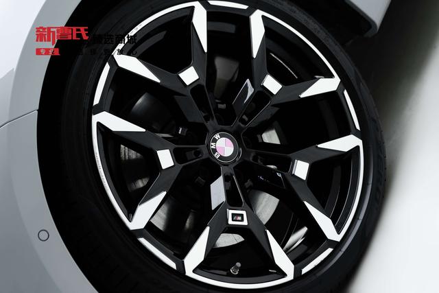 BMW 4 серии 2024 thumb 3