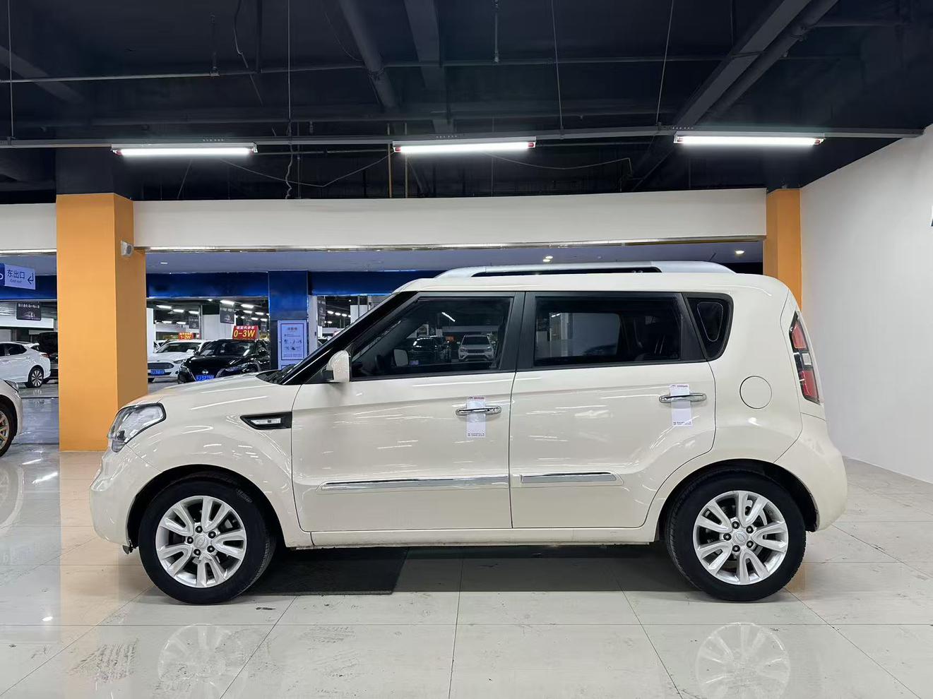 Kia Soul 2016 thumb 2