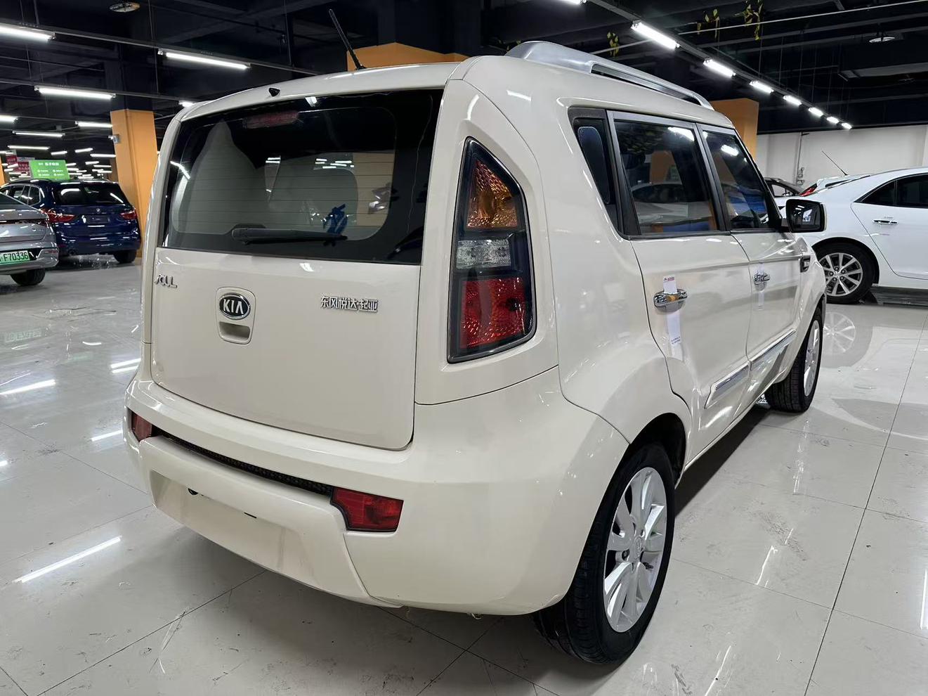 Kia Soul 2016 thumb 5