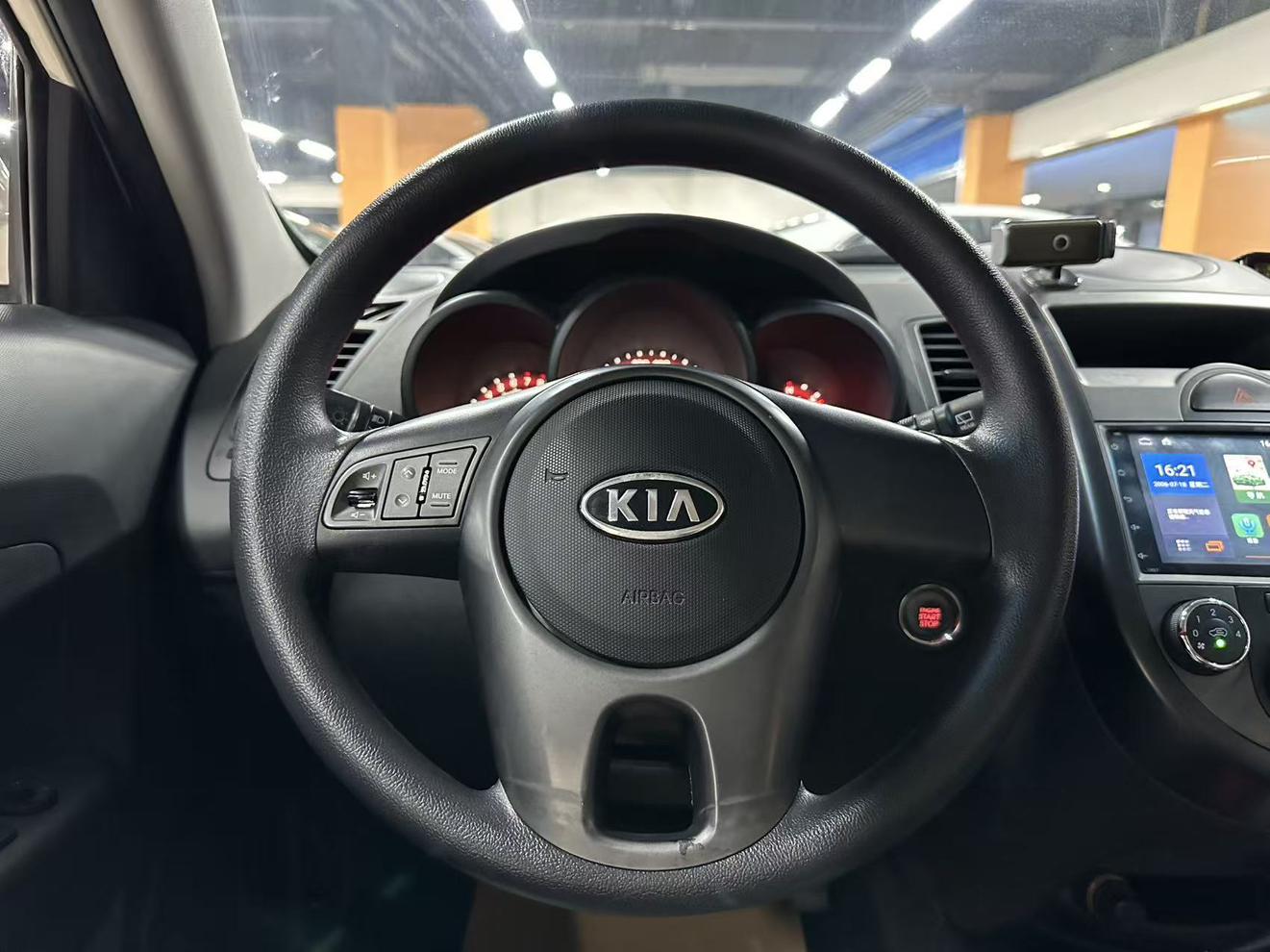 Kia Soul 2016 thumb 10