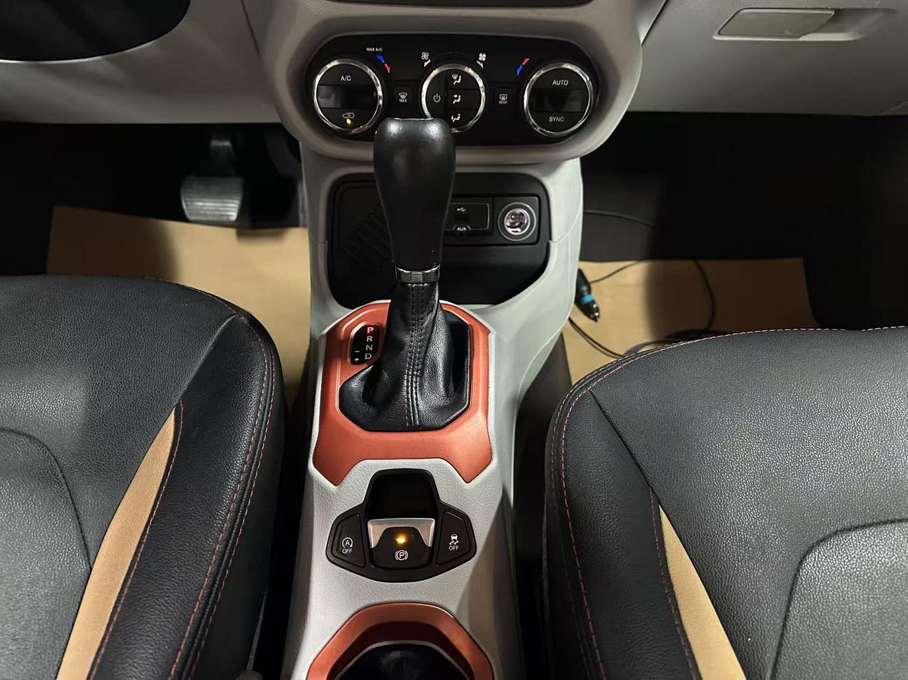 Jeep Renegade 2017 thumb 11