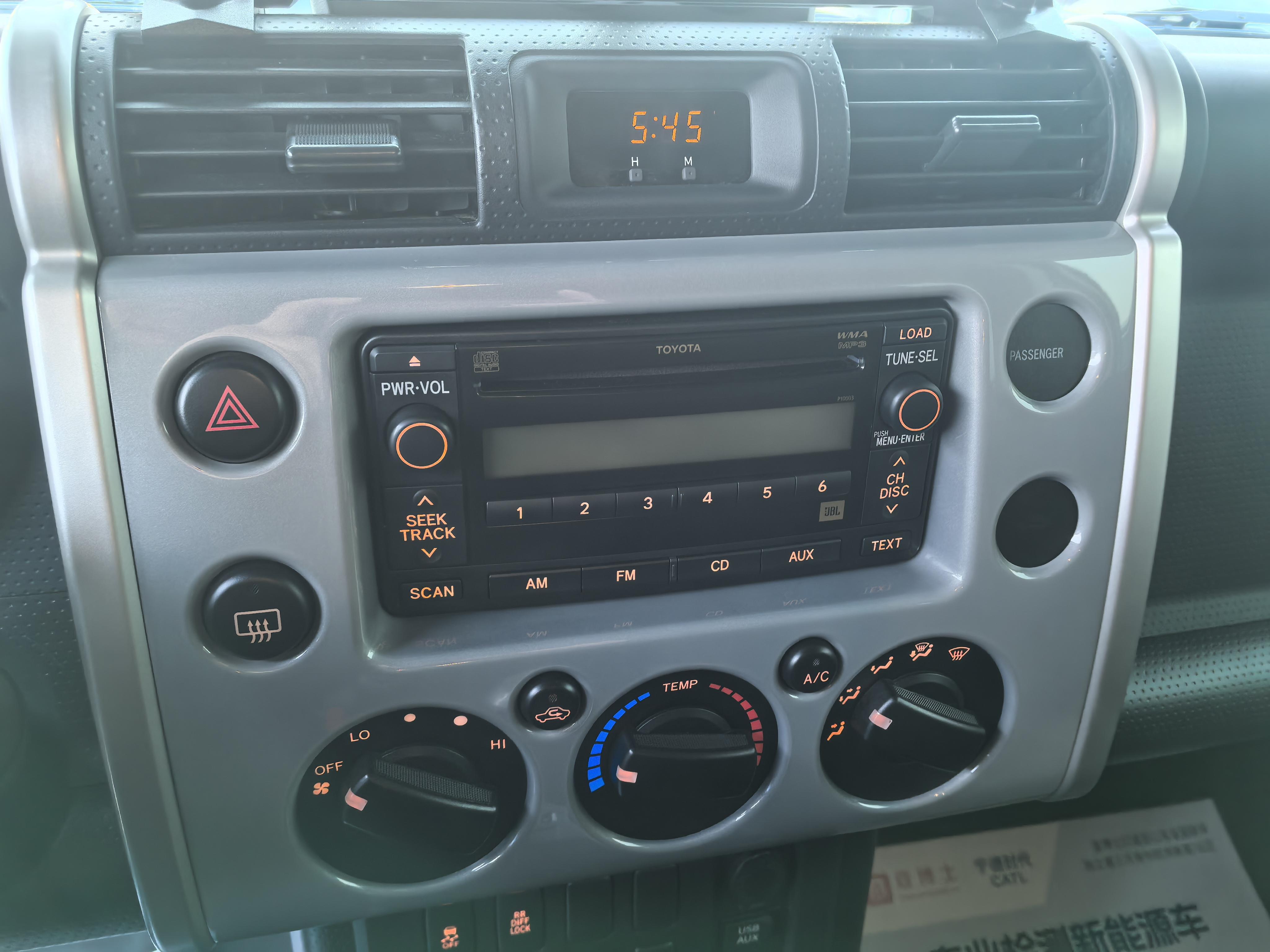 Toyota FJ Cruiser 2024 thumb 6