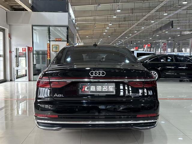 Audi A8 2023 thumb 4