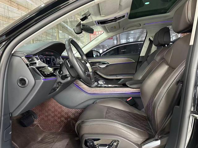 Audi A8 2023 thumb 7